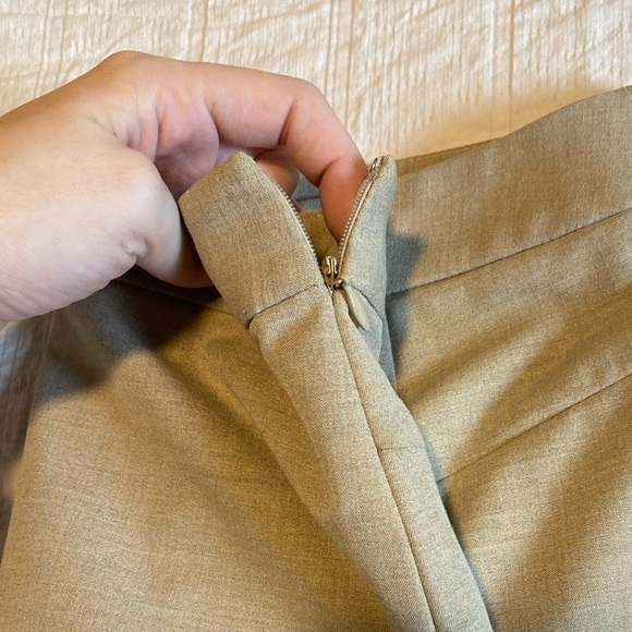 LOFT | Tan Khaki Pencil Skirt - Picture 4 of 5